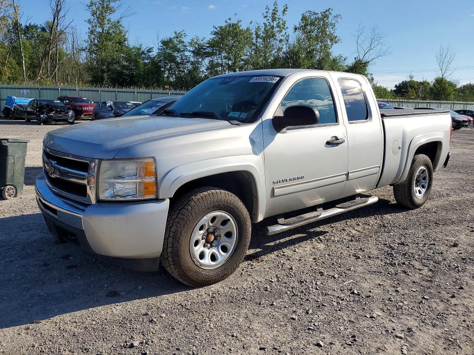 CHEVROLET SILVERADO 2011 with VIN 1GCRKSEA3BZ131615 - Photo from auction