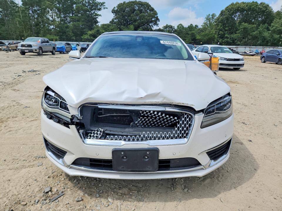Снимка 5 от търг – 2017 LINCOLN MKZ с VIN 3LN6L5F92HR601082