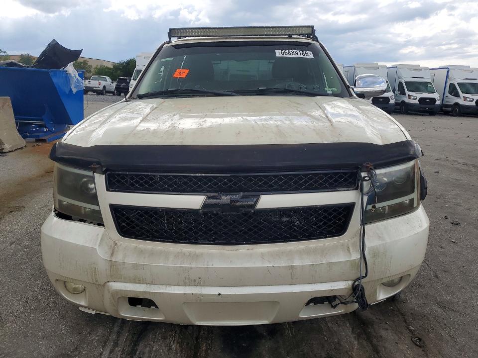 Photo 5 from auction – 2008 CHEVROLET AVALANCHE with VIN 3GNFK12358G193018