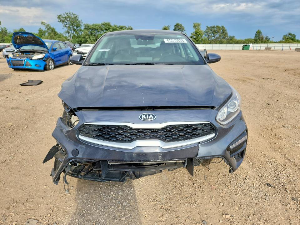Photo 5 from auction – 2021 KIA FORTE with VIN 3KPF24AD2ME408090