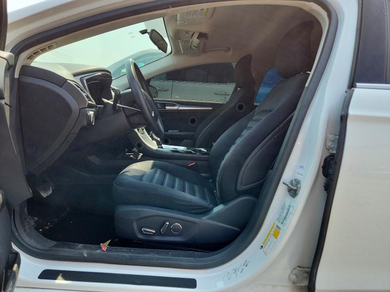 Photo 7 from auction – 2016 FORD FUSION with VIN 3FA6P0LU2GR176617