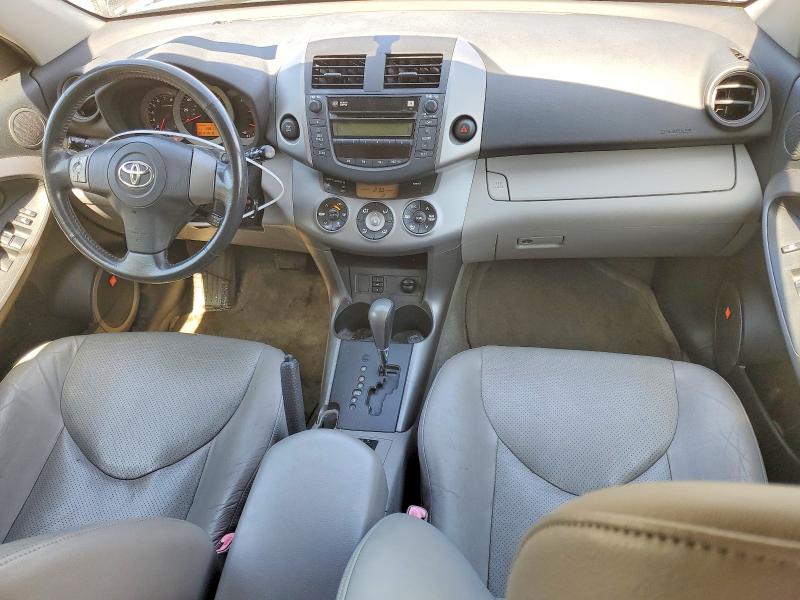 Photo 8 from auction – 2006 TOYOTA RAV4 with VIN JTMBD31V166017422