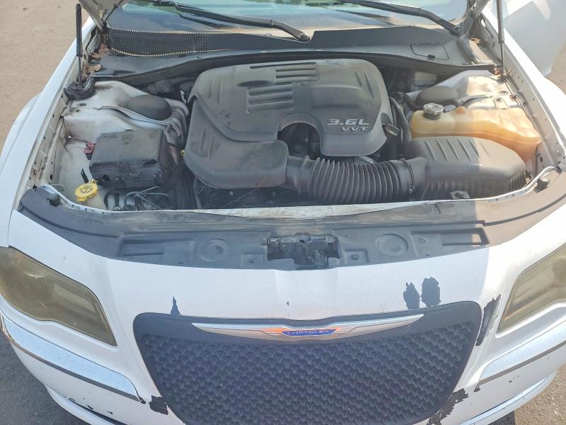 Photo 11 from auction – 2013 CHRYSLER 300 with VIN 2C3CCAAG3DH707704