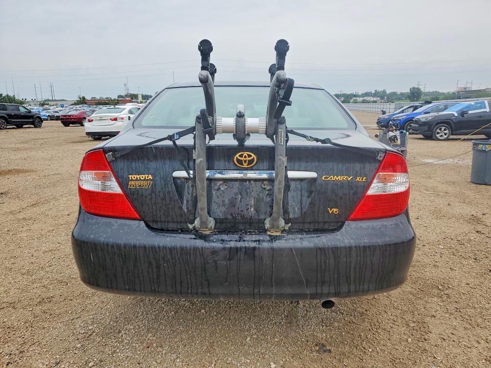 Photo 6 from auction – 2002 TOYOTA CAMRY with VIN 4T1BF30K52U005650