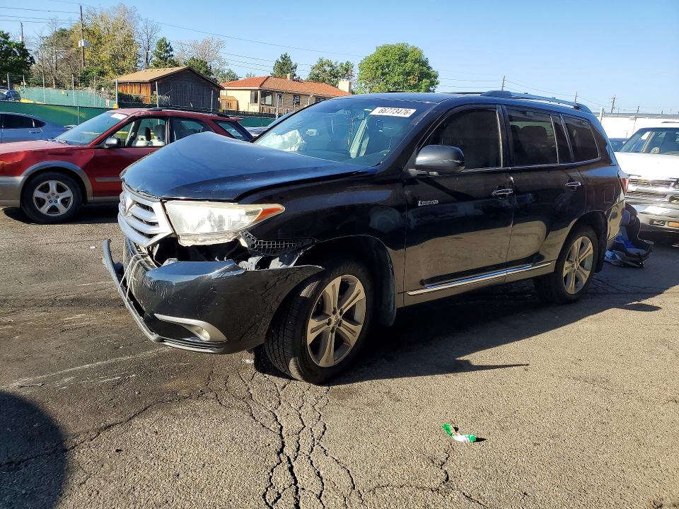 TOYOTA HIGHLANDER 2013 with VIN 5TDDK3EH7DS216913 - Photo from auction