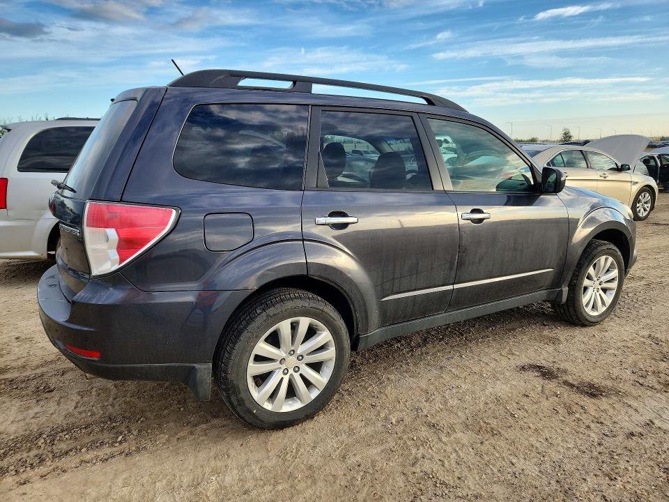 Photo 3 from auction – 2011 SUBARU FORESTER with VIN JF2SHCDC4BH781120