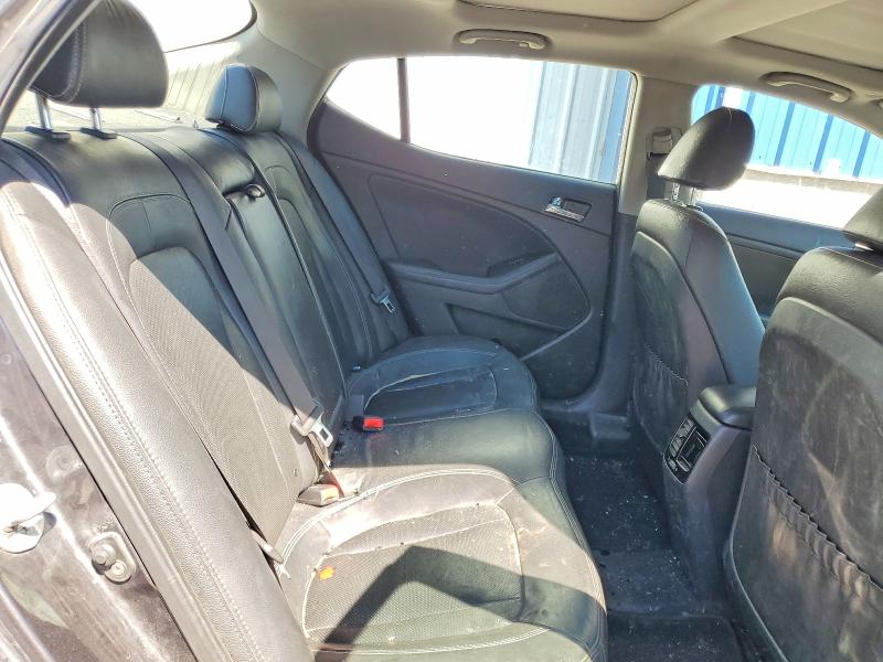 Photo 10 from auction – 2011 KIA OPTIMA with VIN KNAGN4A72B5215997