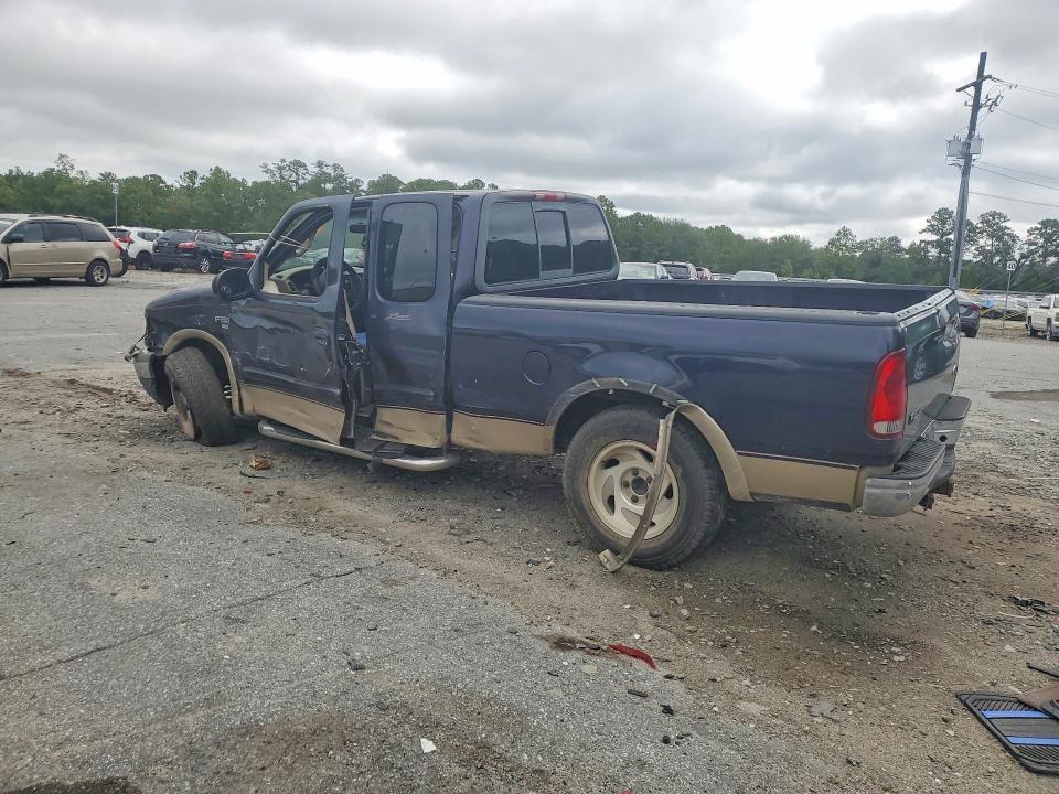 Photo 2 from auction – 2000 FORD F150 with VIN 1FTRX17W3YNA01564