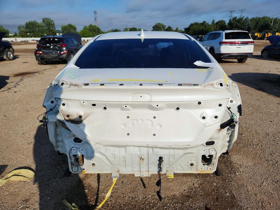Photo 6 from auction – 2017 HONDA CIVIC with VIN 2HGFC1F79HH652216
