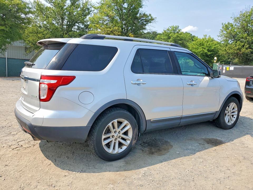 Photo 3 from auction – 2012 FORD EXPLORER with VIN 1FMHK7D94CGA00931