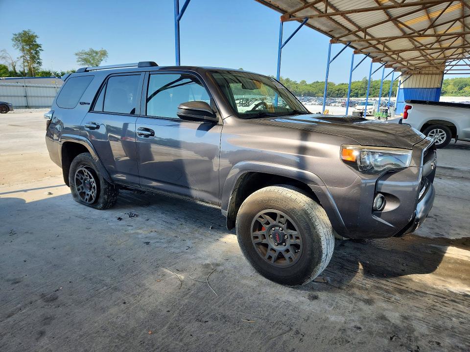 Photo 4 from auction – 2016 TOYOTA 4RUNNER with VIN JTEBU5JR5G5366441