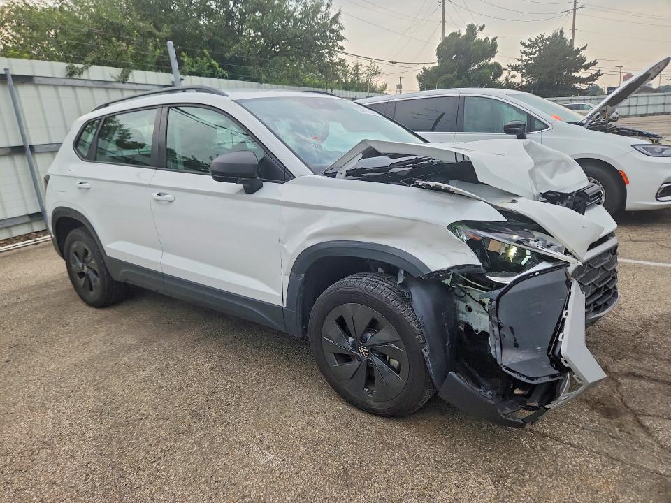 Photo 4 from auction – 2025 VOLKSWAGEN TAOS with VIN 3VV5C7B26SM033834