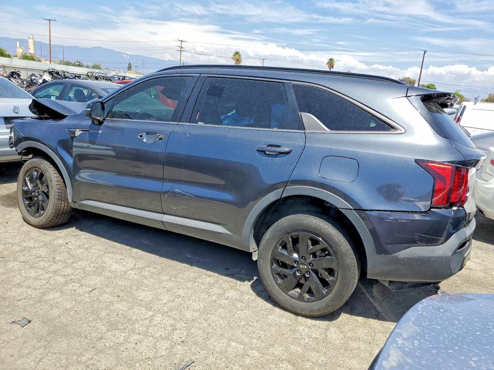 Photo 2 from auction – 2021 KIA SORENTO with VIN 5XYRLDLC8MG004938