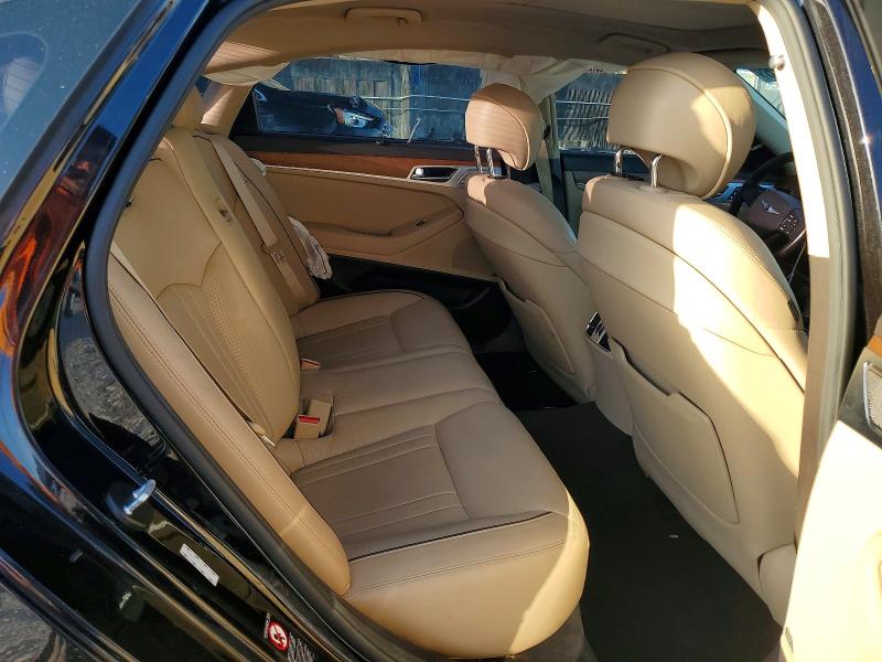 Photo 10 from auction – 2018 GENESIS G80 with VIN KMHGN4JE4JU257122