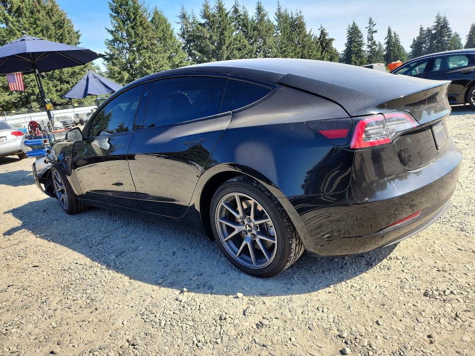 Фото 2 с аукциона – 2021 TESLA MODEL 3 с VIN 5YJ3E1EA0MF908347