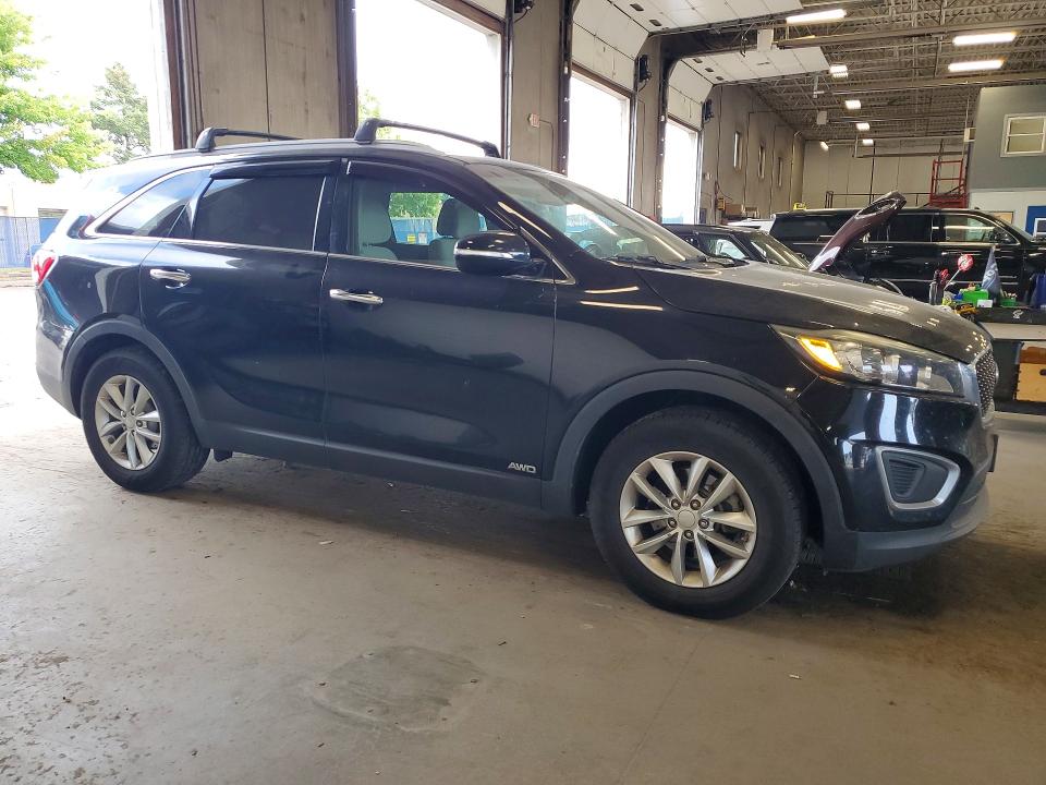Photo 4 from auction – 2016 KIA SORENTO with VIN 5XYPGDA38GG066388