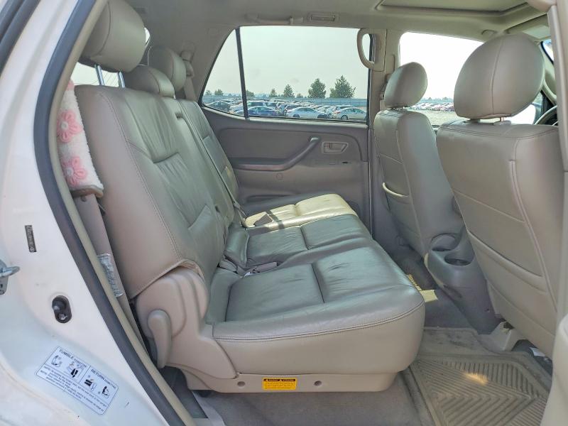 Photo 11 from auction – 2007 TOYOTA SEQUOIA with VIN 5TDBT44A07S289706