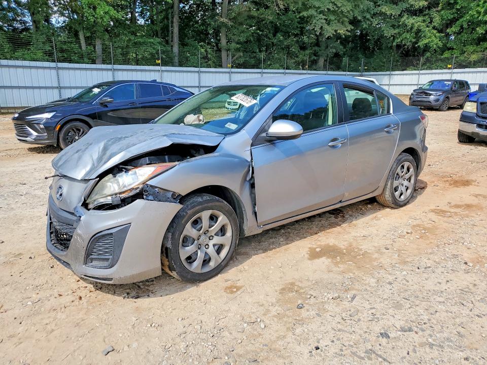 MAZDA 3 2011 with VIN JM1BL1UFXB1498774 - Photo from auction