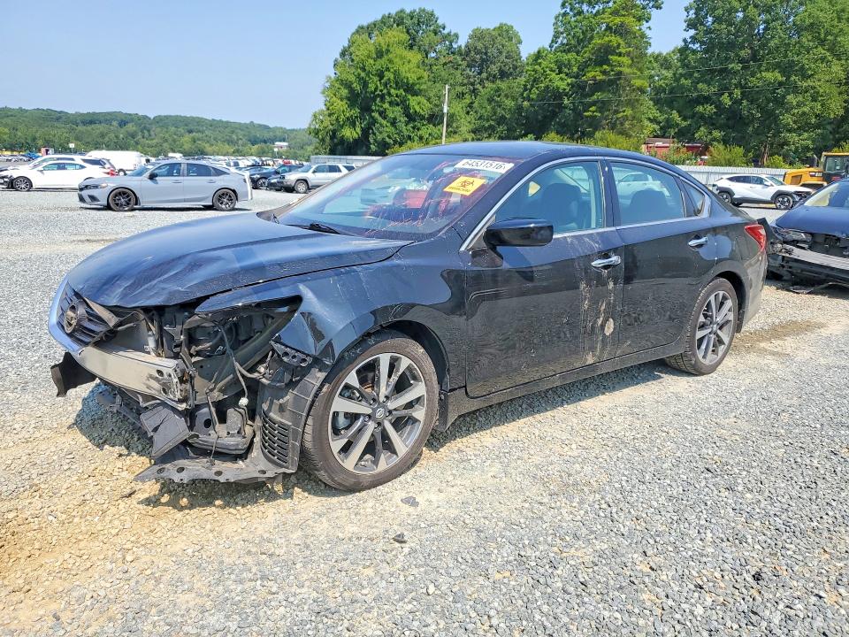 NISSAN ALTIMA 2017 with VIN 1N4AL3AP7HC121889 - Photo from auction