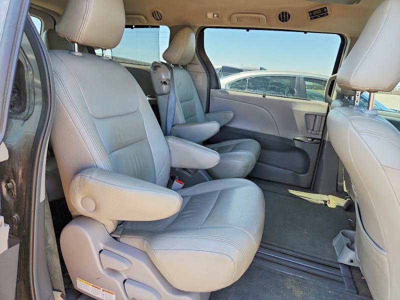 Photo 11 from auction – 2016 TOYOTA SIENNA with VIN 5TDKK3DC6GS727806