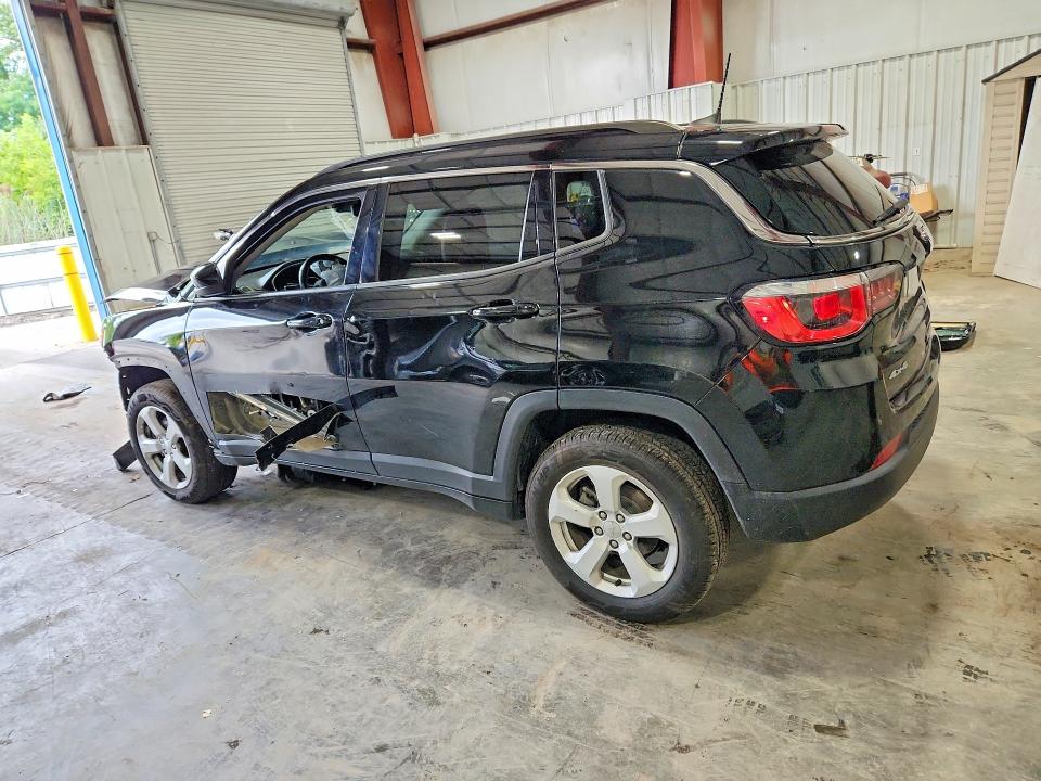 Photo 2 from auction – 2020 JEEP COMPASS with VIN 3C4NJDBB4LT239695