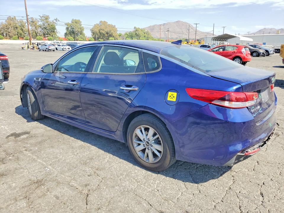Photo 2 from auction – 2018 KIA OPTIMA with VIN 5XXGT4L33JG181520