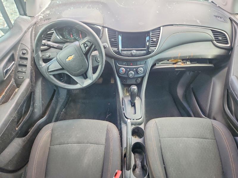 Снимка 8 от търг – 2018 CHEVROLET TRAX с VIN 3GNCJNSB2JL392237