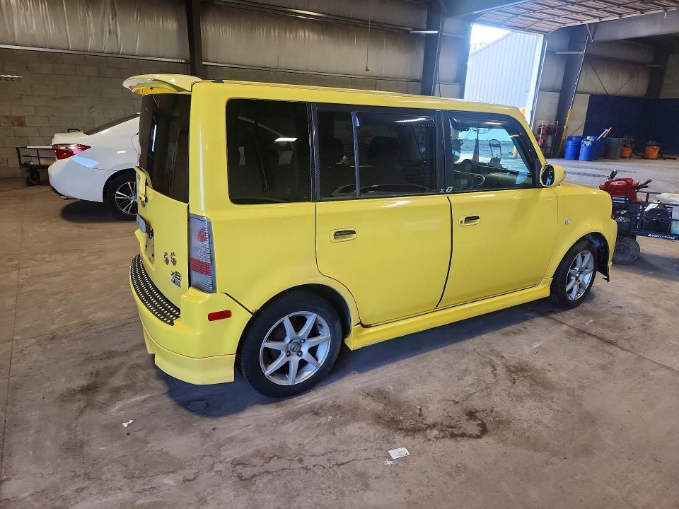 صورة رقم 3 من المزاد - 2005 SCION XB مع VIN JTLKT324754015438