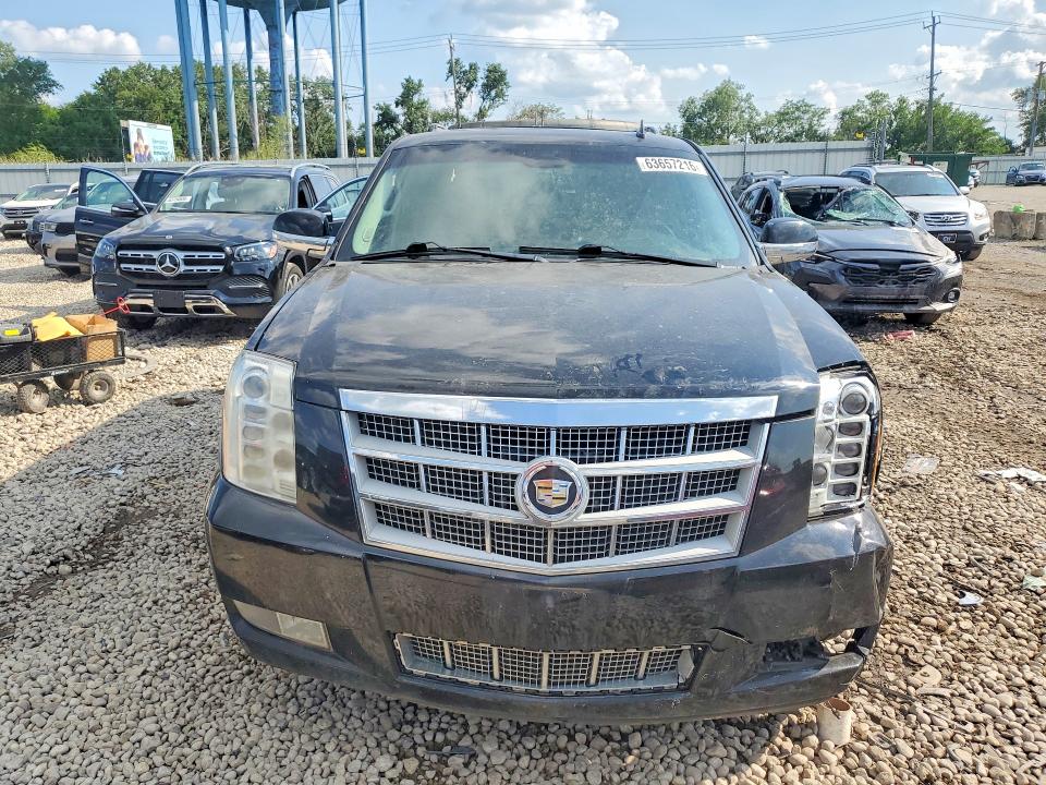Photo 5 from auction – 2012 CADILLAC ESCALADE with VIN 1GYS4DEF0CR259096