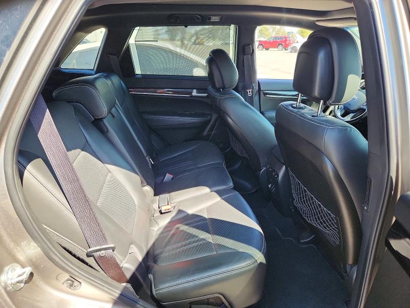 Photo 10 from auction – 2015 KIA SORENTO with VIN 5XYKW4A7XFG610503