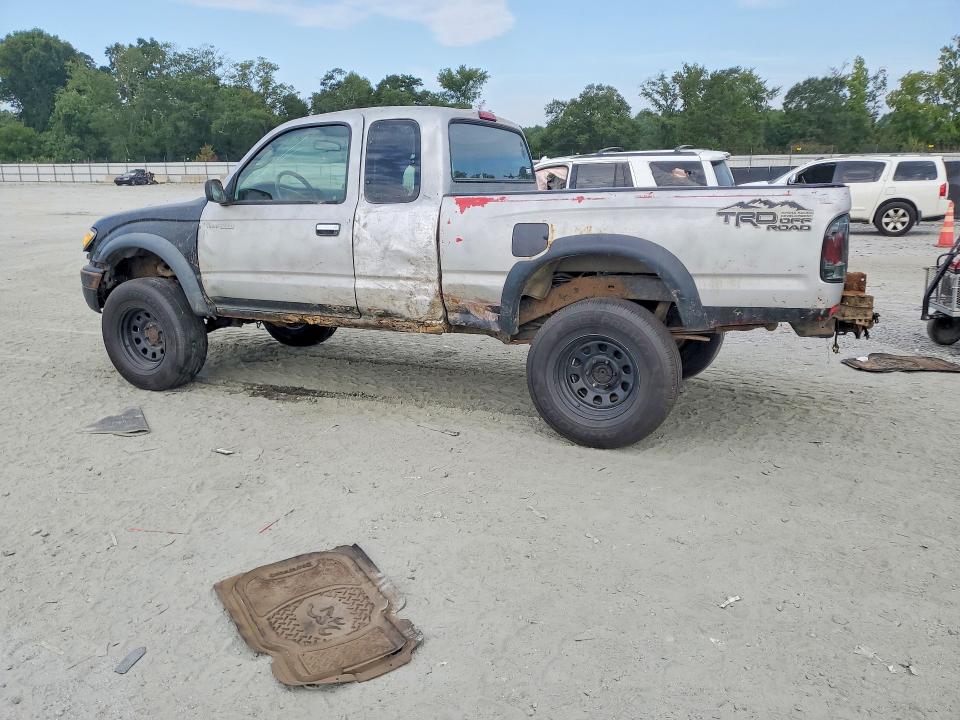 Photo 2 from auction – 2004 TOYOTA TACOMA with VIN 5TEWM72N44Z358403