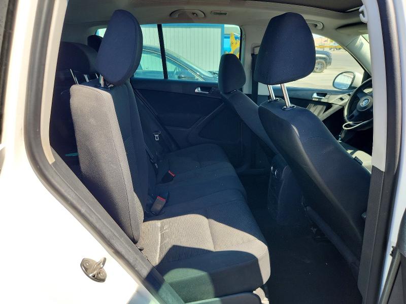 Photo 10 from auction – 2012 VOLKSWAGEN TIGUAN with VIN WVGAV7AX2CW584795