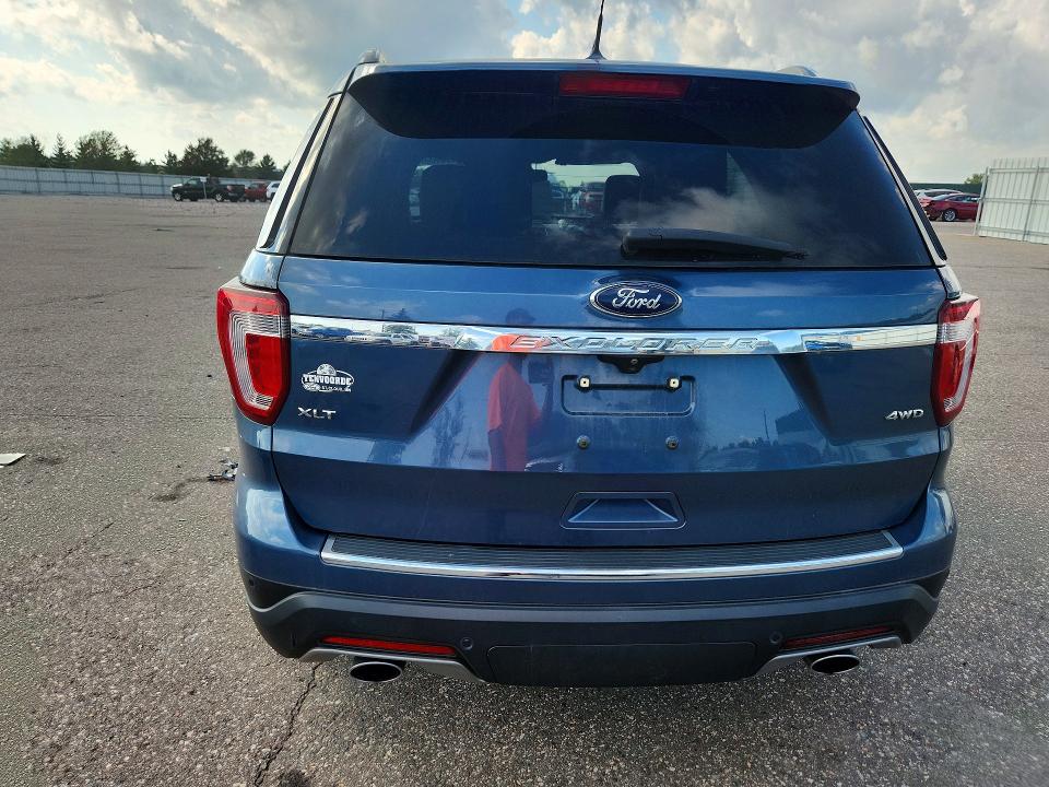 Photo 6 from auction – 2018 FORD EXPLORER with VIN 1FM5K8D80JGC39776