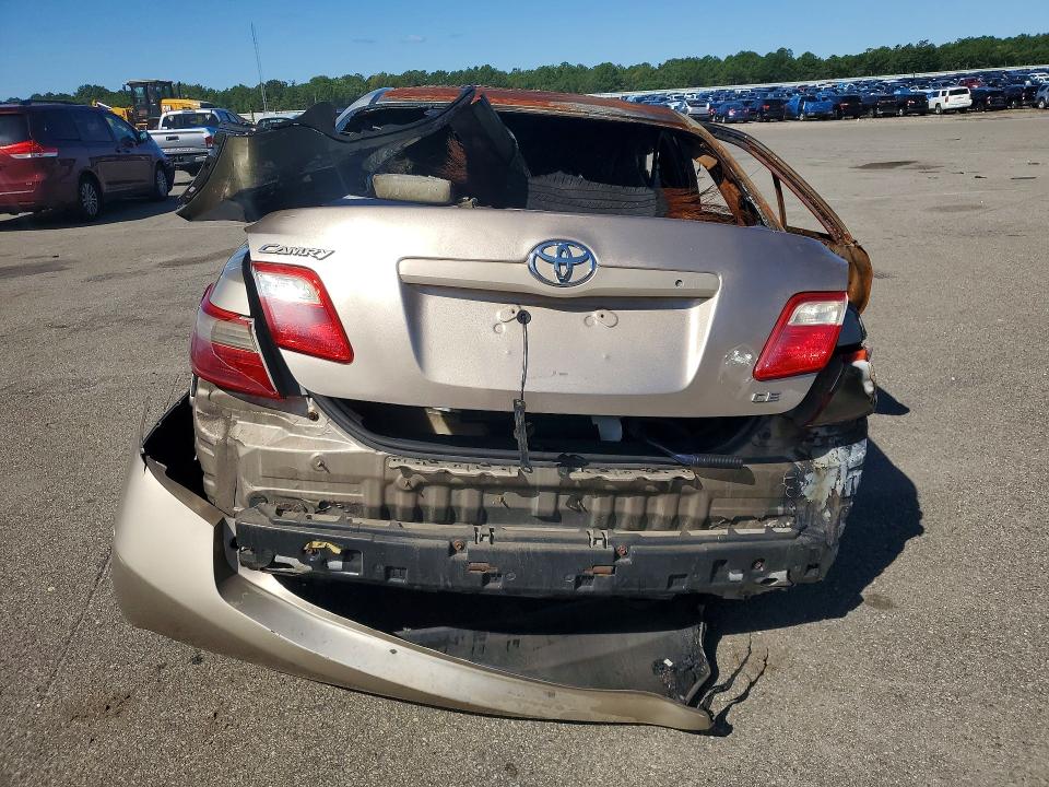 Photo 6 from auction – 2007 TOYOTA CAMRY with VIN 4T1BE46K17U721615
