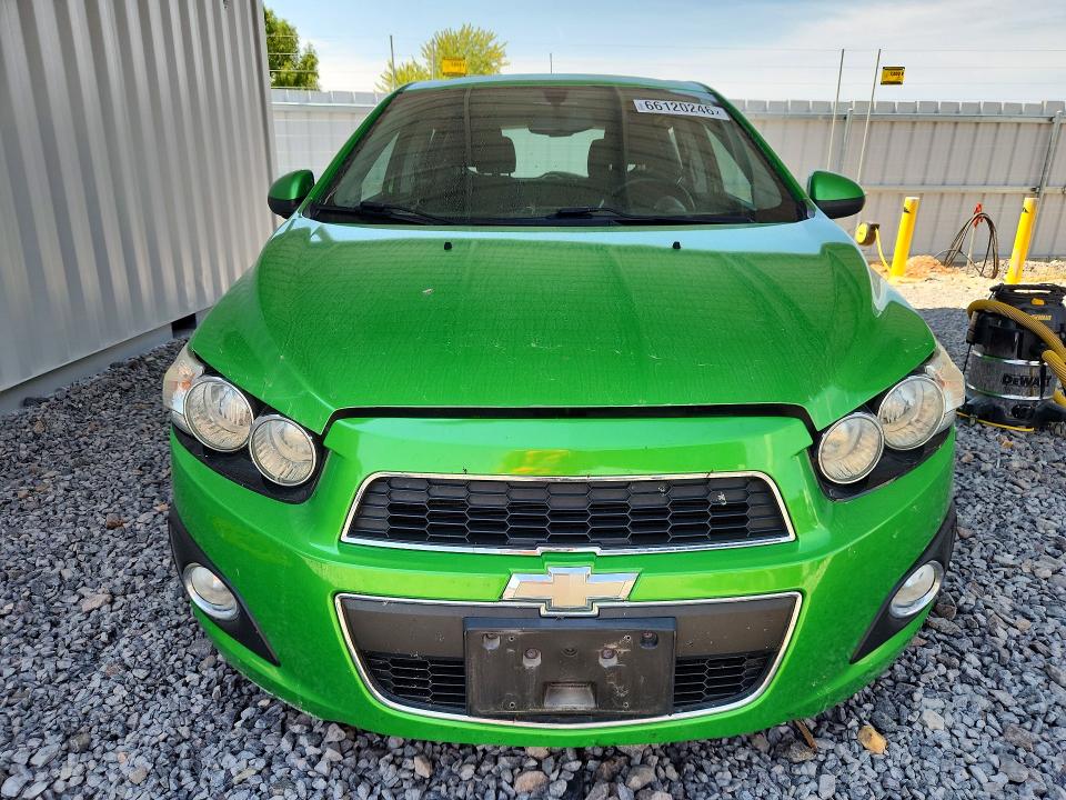 Photo 5 from auction – 2014 CHEVROLET SONIC with VIN 1G1JC6SB4E4237127