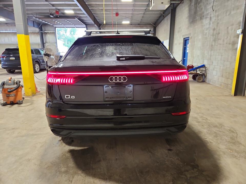 Photo 6 from auction – 2021 AUDI Q8 with VIN WA1AVAF10MD009592