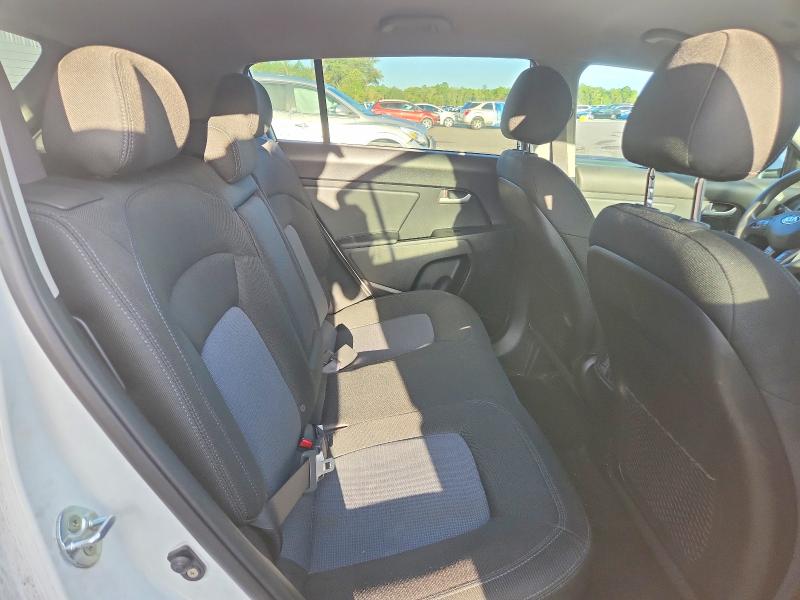 Photo 11 from auction – 2016 KIA SPORTAGE with VIN KNDPB3AC8G7844145