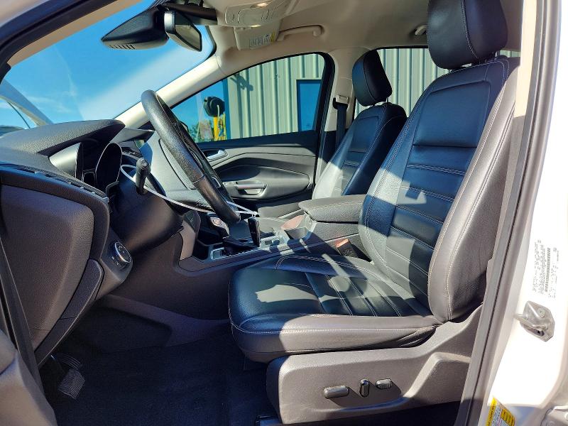 Photo 7 from auction – 2019 FORD ESCAPE with VIN 1FMCU9HD8KUA01157