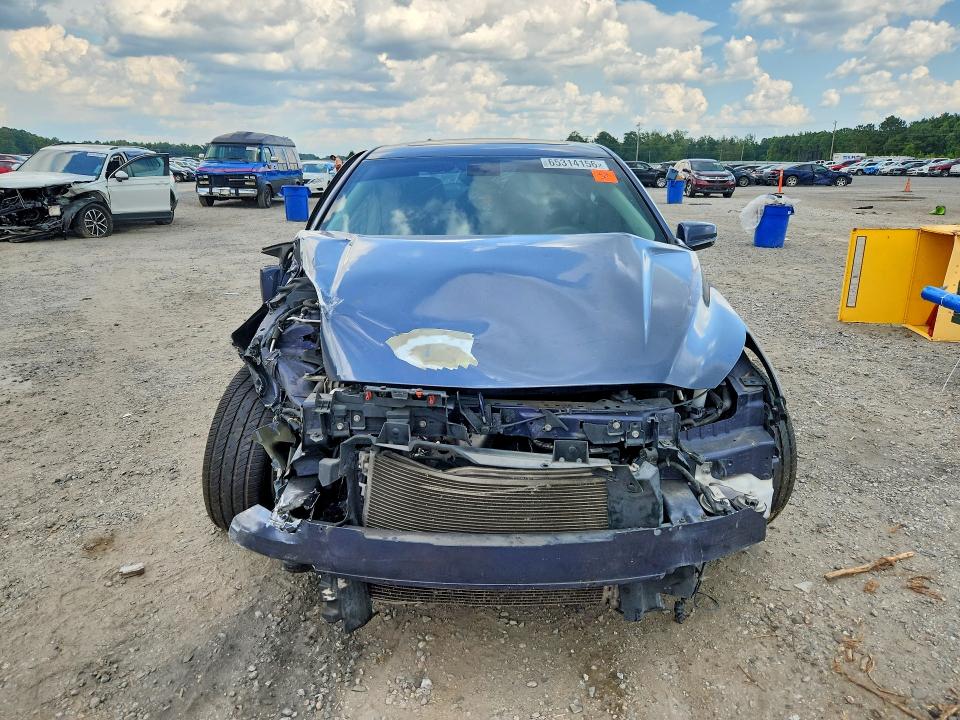 Photo 5 from auction – 2015 CHEVROLET MALIBU with VIN 1G11D5SL0FF235820