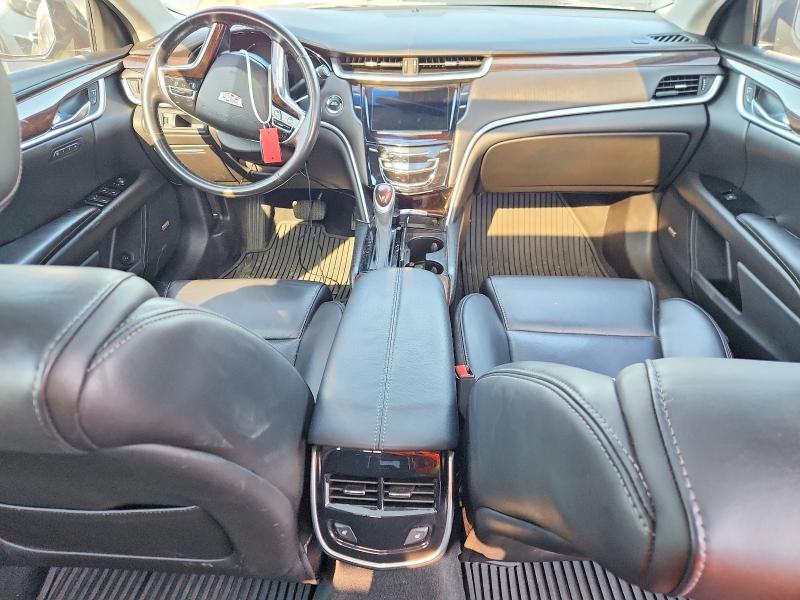 Photo 8 from auction – 2017 CADILLAC XTS with VIN 2G61N5S30H9108200