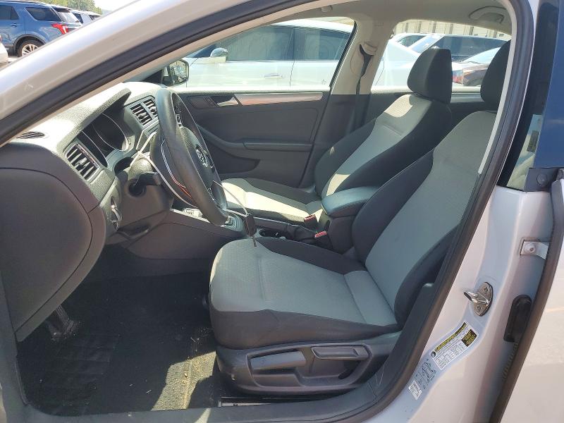 Photo 7 from auction – 2018 VOLKSWAGEN JETTA with VIN 3VW2B7AJ9JM258564