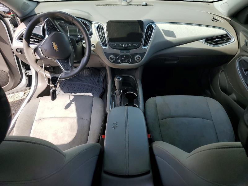 Photo 8 from auction – 2016 CHEVROLET MALIBU with VIN 1G1ZE5ST8GF217728