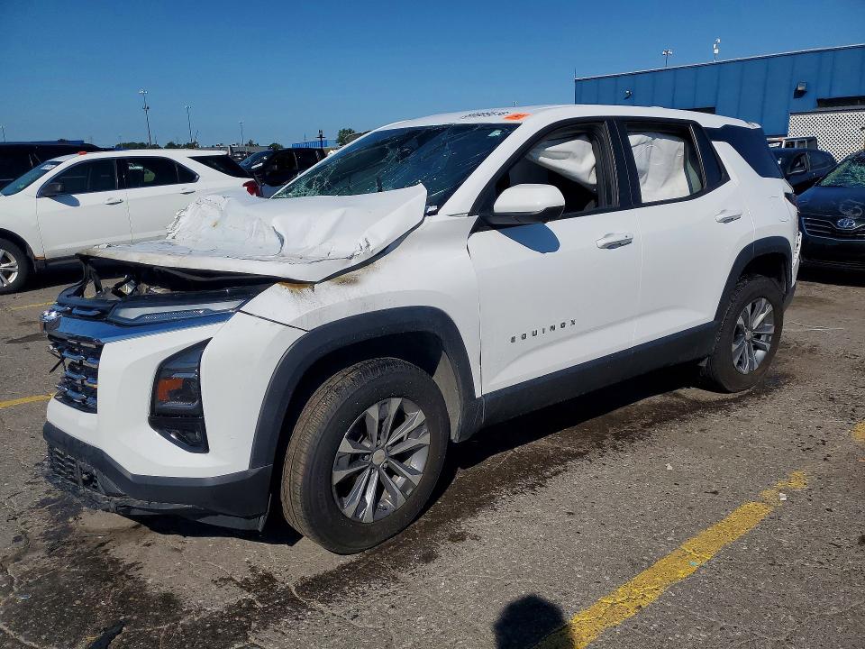 CHEVROLET EQUINOX 2025 with VIN 3GNAXHEG8SL169944 - Photo from auction