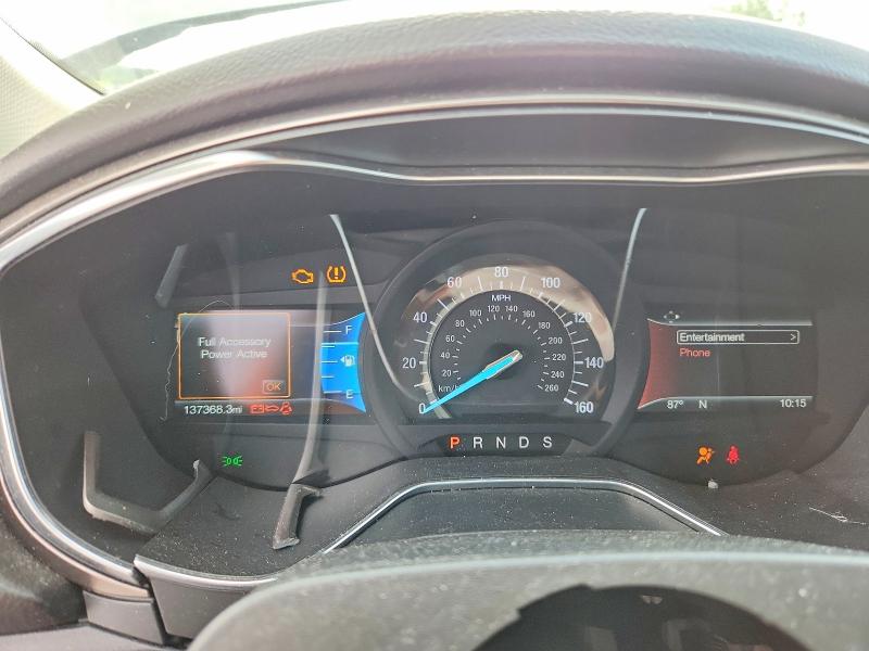 Photo 9 from auction – 2017 FORD FUSION with VIN 3FA6P0HDXHR350301