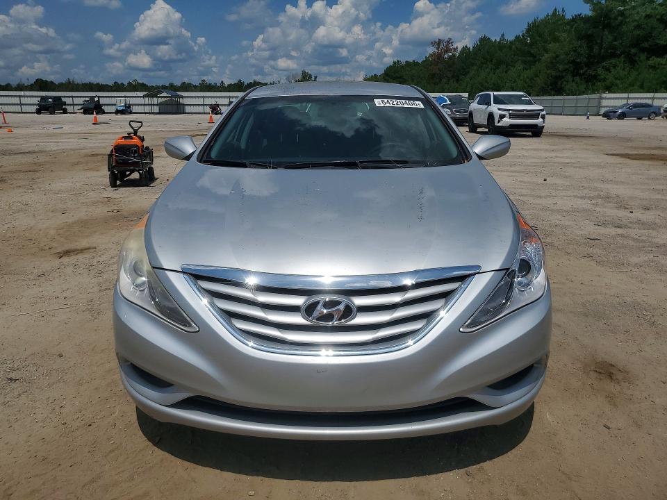 Photo 5 from auction – 2012 HYUNDAI SONATA with VIN 5NPEB4AC7CH410219