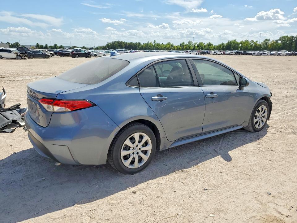 Photo 3 from auction – 2021 TOYOTA COROLLA with VIN 5YFEPMAE2MP201560