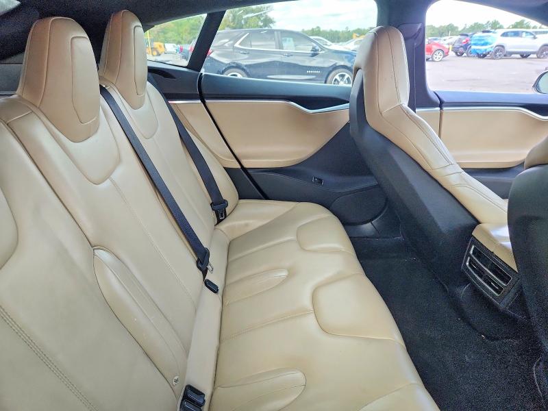 Photo 10 from auction – 2015 TESLA MODEL S with VIN 5YJSA1H45FF089187