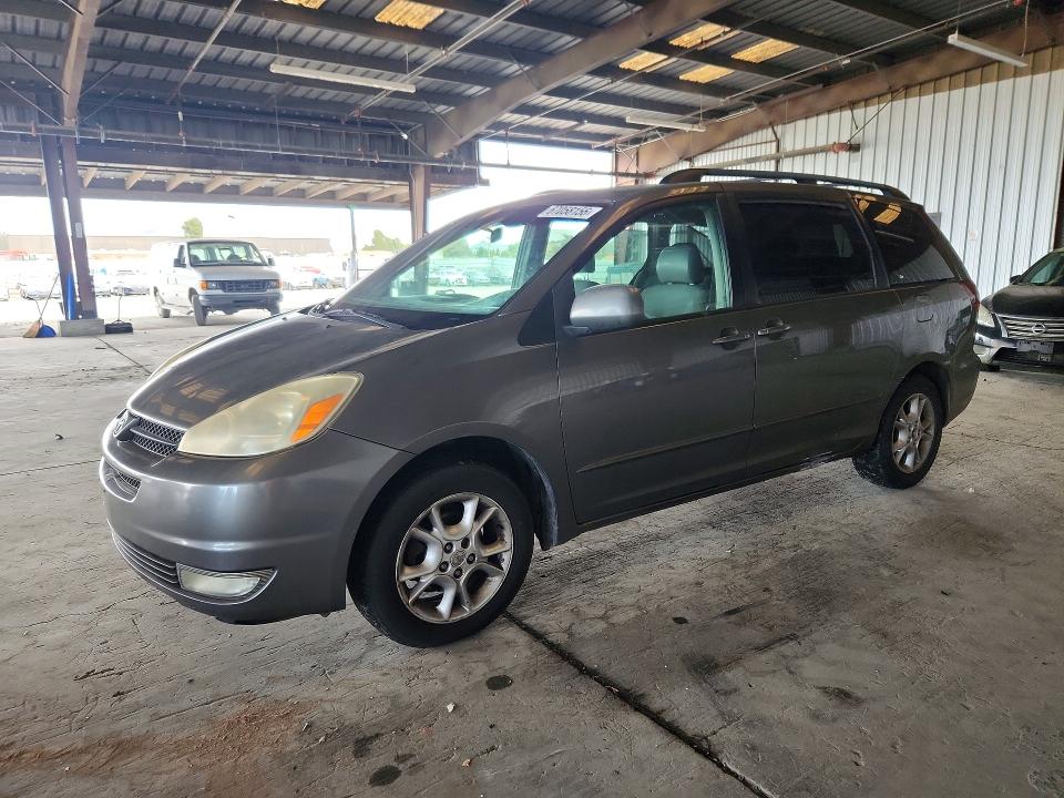2005 TOYOTA SIENNA - Търг №67058156