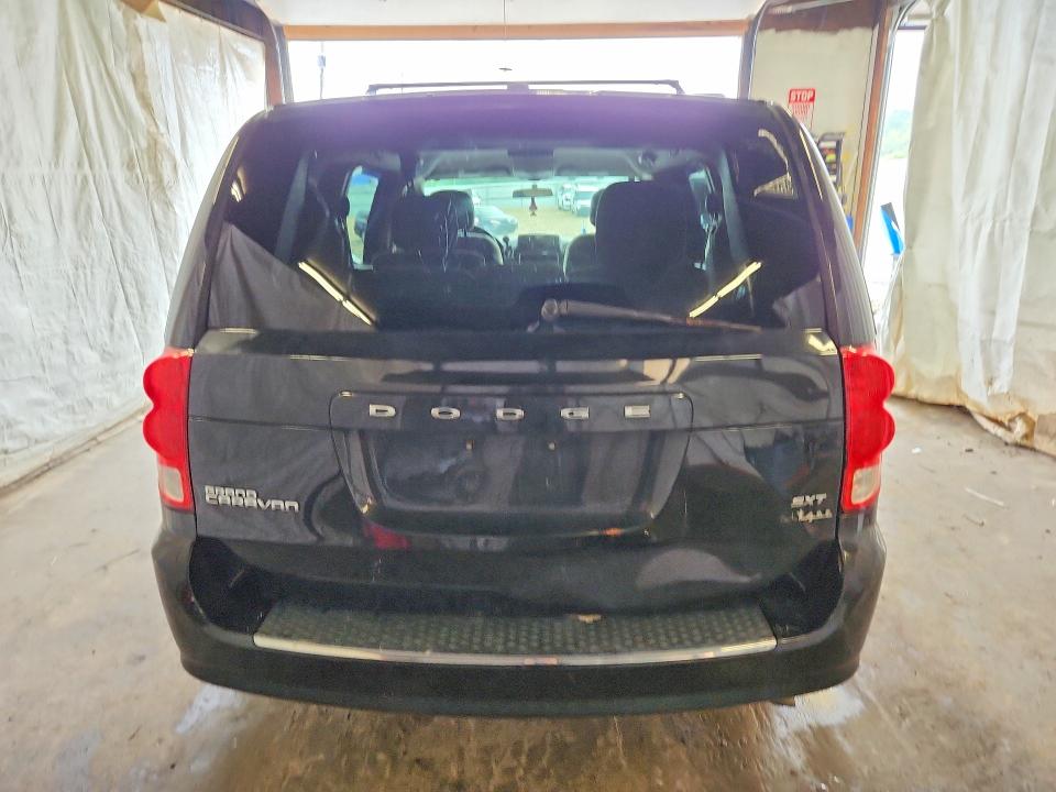 Photo 6 from auction – 2016 DODGE GRAND CARAVAN with VIN 2C4RDGCG9GR313495