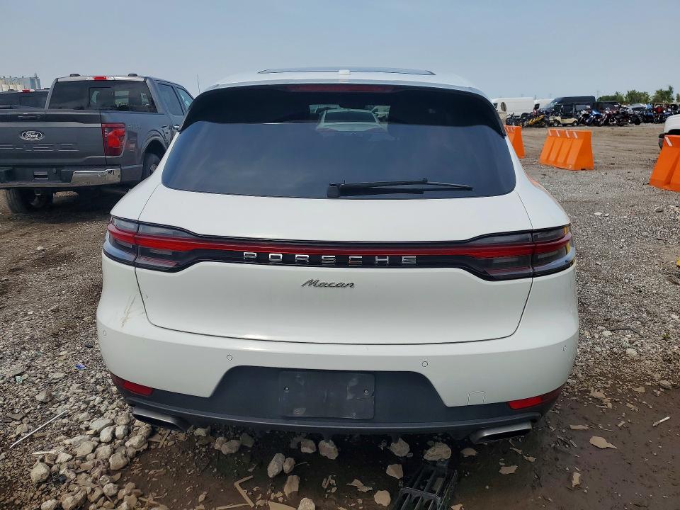 Photo 6 from auction – 2021 PORSCHE MACAN with VIN WP1AA2A5XMLB16784